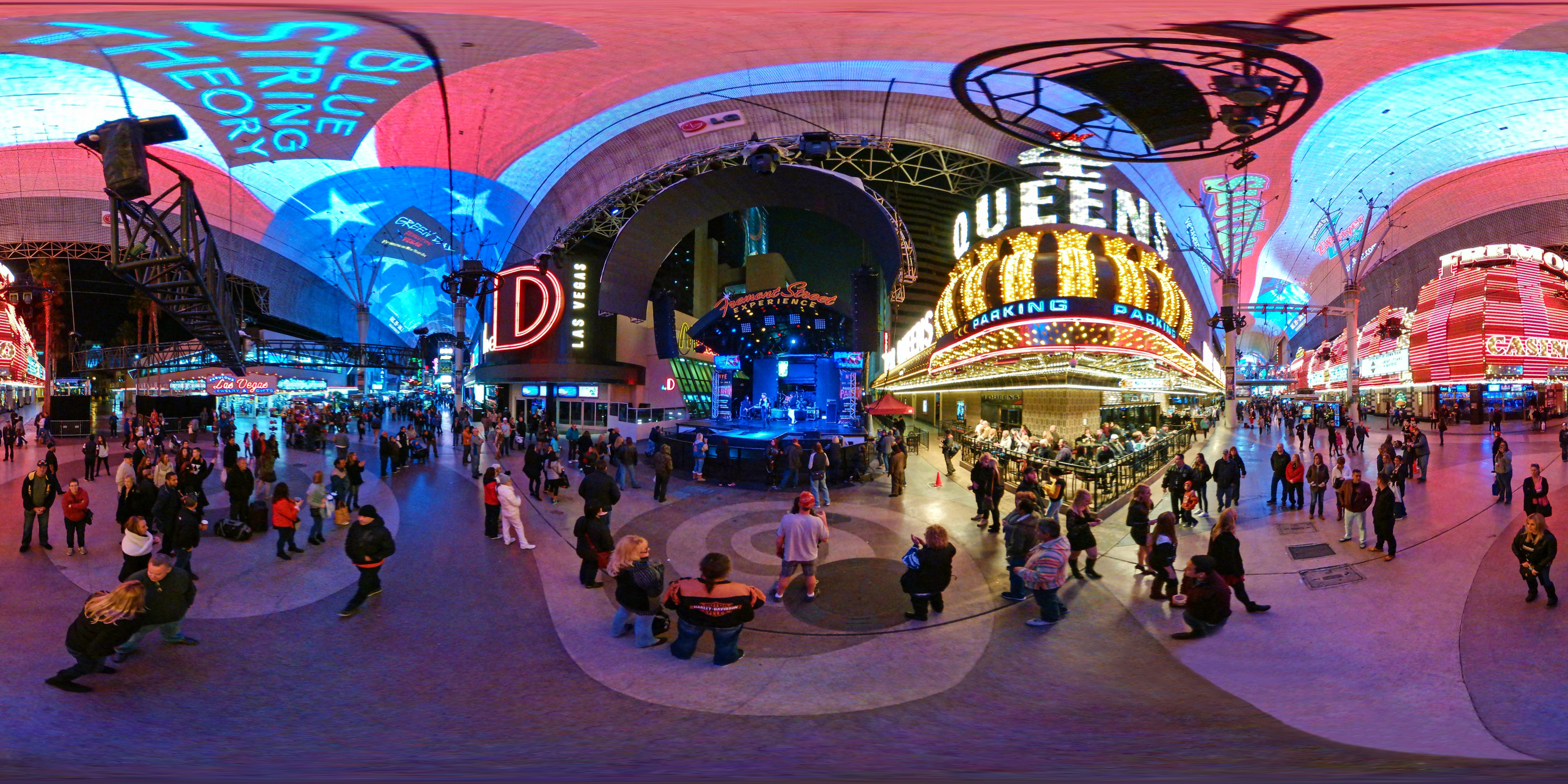 Fremont Street Experience in 360º - Ash Blagdon 360º Photography