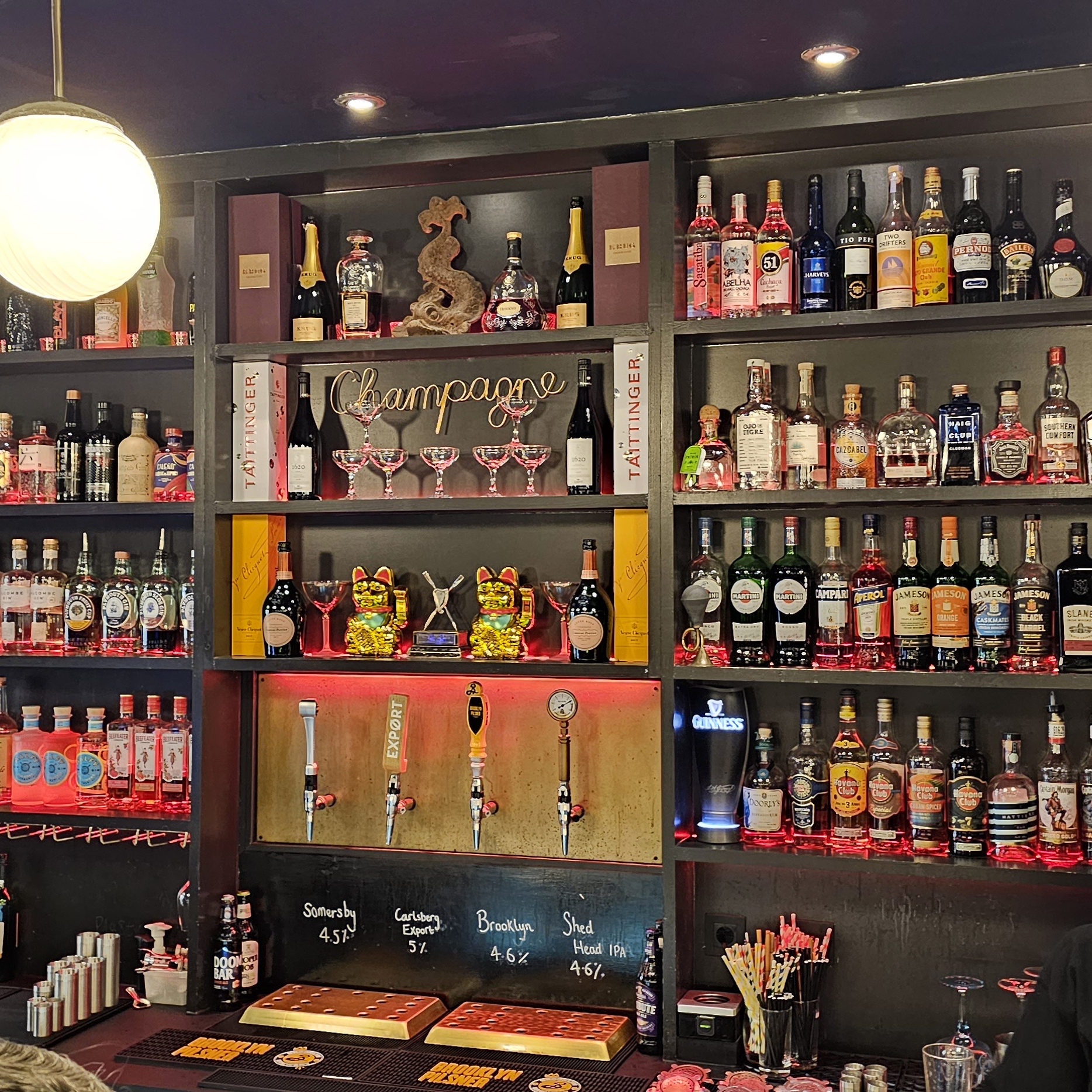 Bar 1620 20230304 Dartmouth