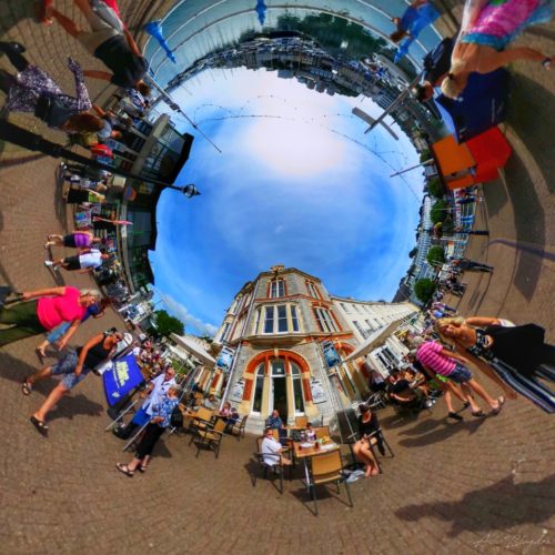 Offshore Bar, Torquay, Inverted Planet