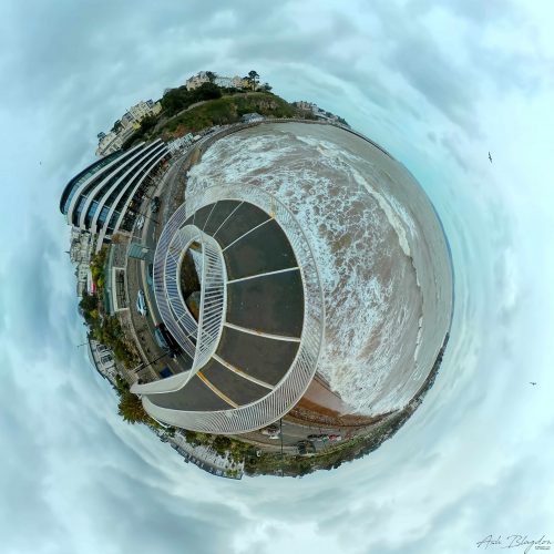 Rough seas at Torre Abbey, Torquay