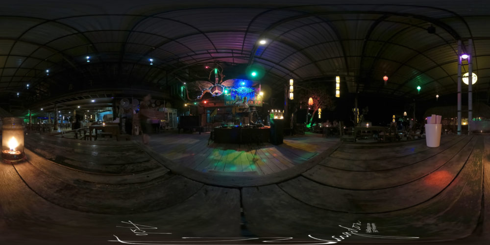 Hippies Bar Phi Phi Thailand 43 web