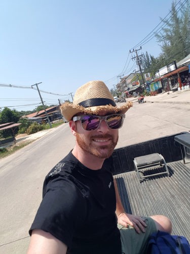 Ride in the back of a pick up truck, Koh Lanta 2016 19