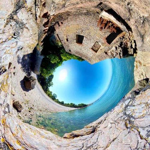 Elberry Cove Inverted Planet 2017 web