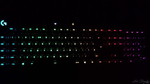 Logitech G915 Lightspeed Logitech G915 Lightspeed