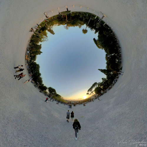 Terrazza del Pincio Inverted Planet 20250325, Rome, Italy (1)