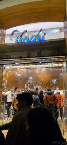 Venchi Chocolate Waterfall 20250327, Rome